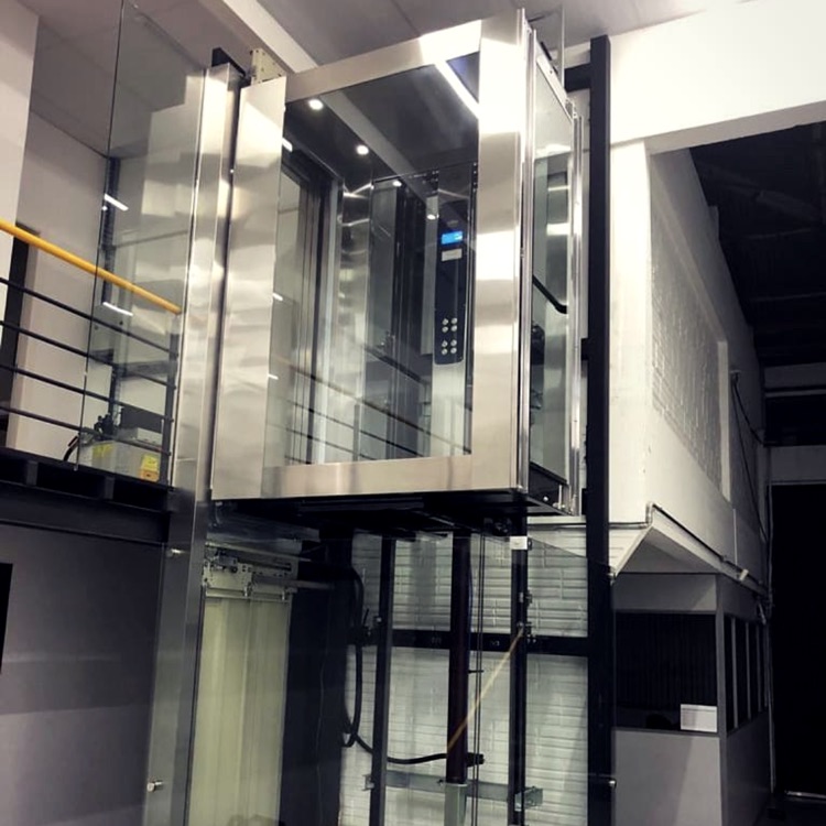 Elevador panorâmico instalado pela Elite Elevadores